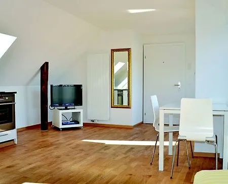 Апартаменты Swiss Star - Contactless Self Check-in Цюрих