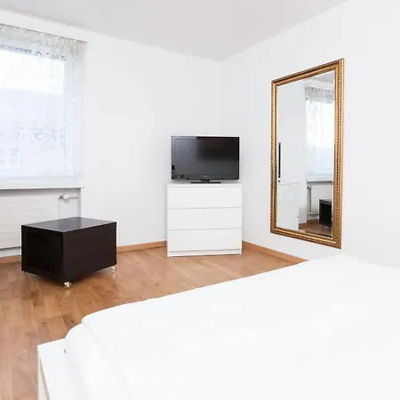 Swiss Star - Contactless Self Check-in * Zürih