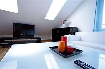 Swiss Star - Contactless Self Check-in *